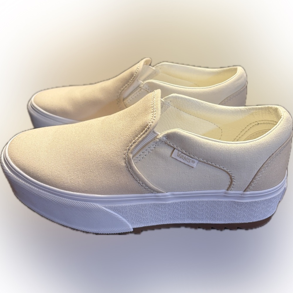 NWOT VANS Platform Slip-On Shoe, Sz. 7.5